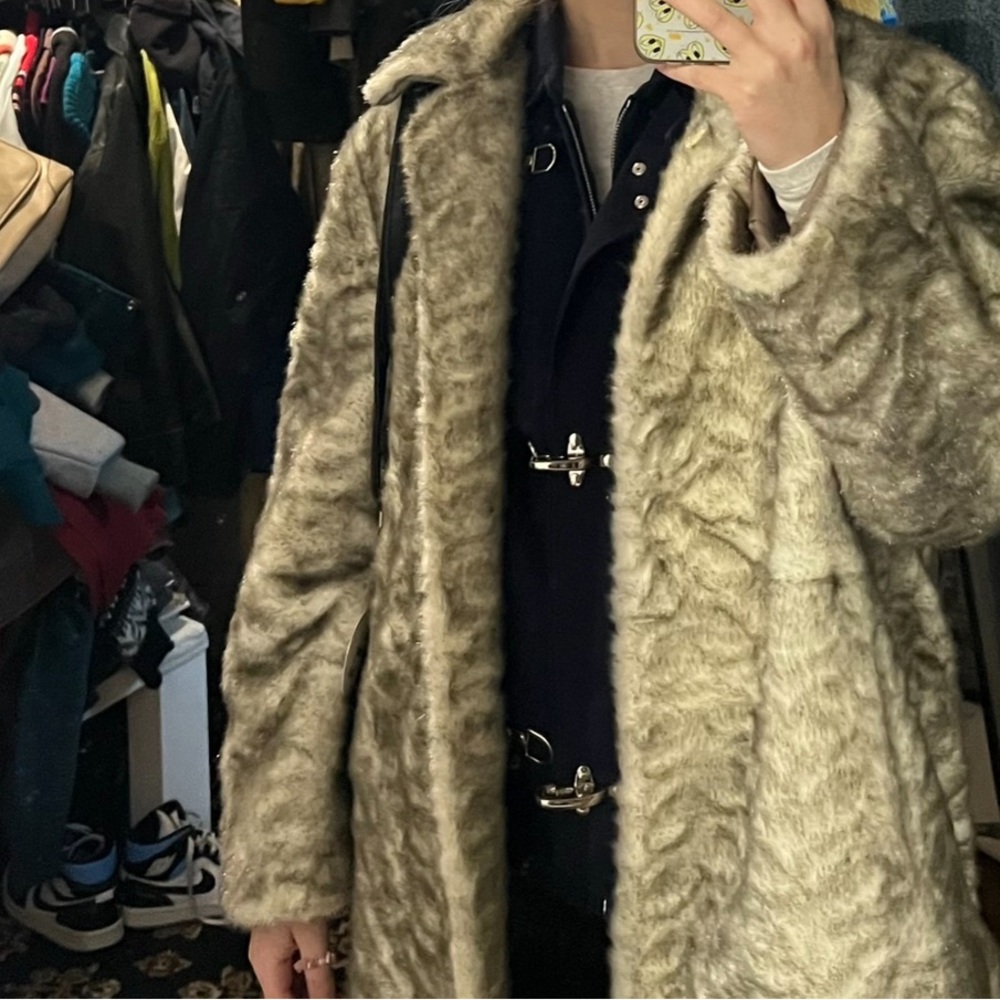 Olympia Cozy Faux Fur Coat in black beige and brown